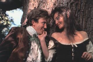 La “absurda comedia sexual” británica que derrotó a las grandes superproducciones de Hollywood