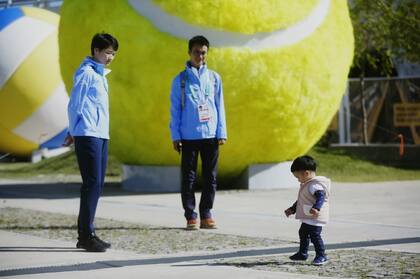 Según Erlich, "la obra se inspira en el deporte y la competencia, pero aquí no hay adversarios"