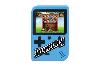 Juegos para llevar. La consola portátil G14 de JoyPlay cuenta con una pantalla LCD de 3 pulgadas a color, batería recargable, viene con la fuente de alimentación y su autonomía permite jugar hasta seis horas continuas ($8999)