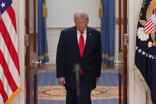 Juez bloquea exigencia de Trump de datos sobre raza en admisiones universitarias