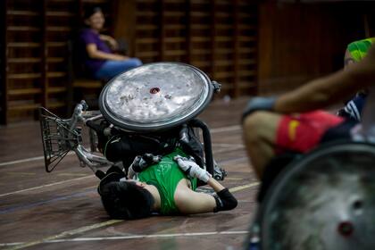 Jugador de Quad Rugby luego de una caída