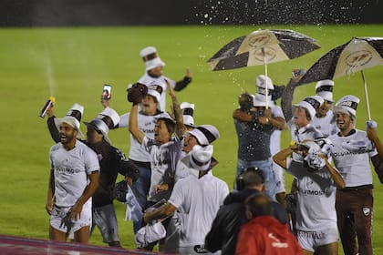 Platense volvió a Primera División tras 22 años