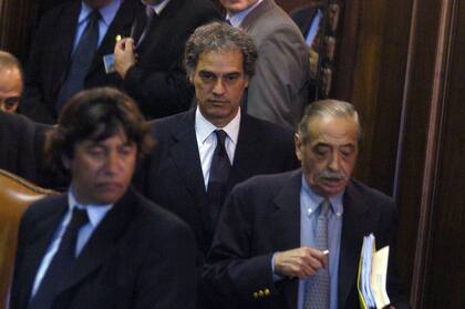 Ibarra durante el juicio político en su contra, en la Legislatura porteña, en enero de 2006