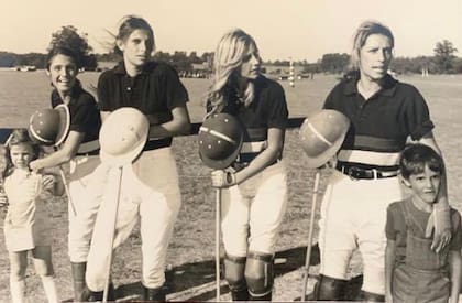 Julia Elena, Dolores, Teresa y Agustina Blaquier jugaron juntas numerosos torneos durante su juventud y adultez