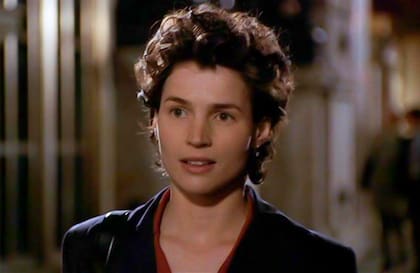 Julia Ormond en Sabrina, nueva versión del clásico de Billy Wilder que protagonizó Audrey Hepburn, con Harrison Ford