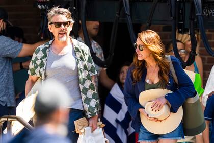 Julia Roberts y Ethan Hawke filman escenas para Leave the World Behind en la ciudad de Nueva York