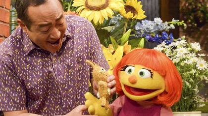Julia, un muppet con autismo, será la nueva incorporación en Plaza Sésamo