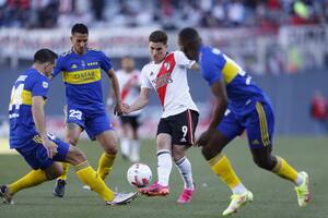 El fórmula 1 de Gallardo ganó el duelo táctico ante los volantes lentos de Battaglia