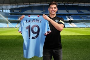 Julián Álvarez llega a Manchester: sus impresionantes números en River que lo llevaron a la mejor liga del mundo