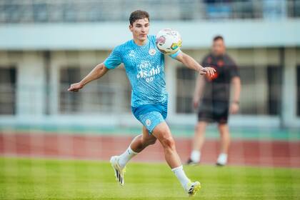 Julián Álvarez sería uno de los tres argentinos titulares en la Supercopa de Europa 2023