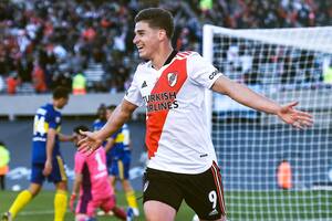 Julián Álvarez fue comprado por Manchester City en este mercado de pases, pero estará a préstamo en River hasta fin de temporada