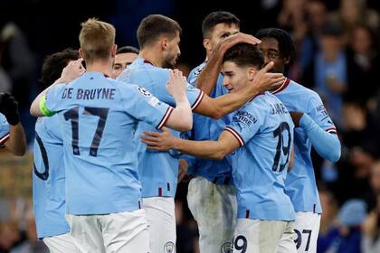 Julián Álvarez marcó el primer gol de su equipo en la victoria ante Fulham