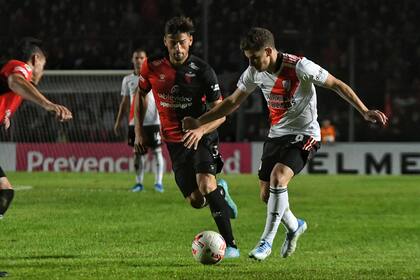 Julián Álvarez no encuentra el gol; el delantero falló una ocasión fuera de lo habitual, solo frente al arco