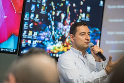 Julián Cardona, de Intel México