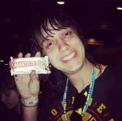 Julian Casablancas, un fanático del mantecol (Foto: Twitter)