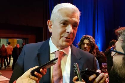 Julián Domínguez: "El Presidente tiene a su cargo el interés general y está pidiendo que liquiden y cooperación a los sectores que pueden disponer de las divisas"