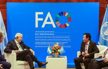 Julián Domínguez, mantuvo un encuentro con el Director General de la FAO, Qu Dongyu, en el marco del encuentro regional.