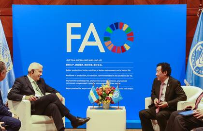Julián Domínguez, mantuvo un encuentro con el Director General de la FAO, Qu Dongyu, en el marco del encuentro regional.