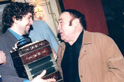 Julián, junto a Pepe Libertella.