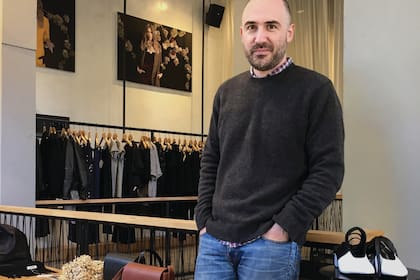 Julián Verdier, CEO de Atelier BA, una de las nuevas marcas de Argentina que ya forma parte de dressit.com