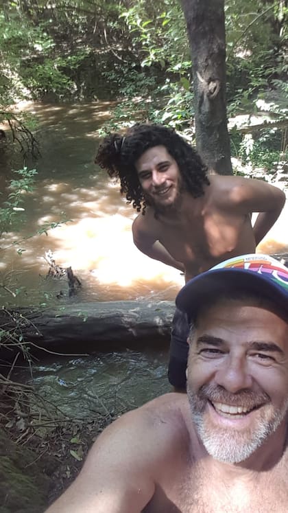 Julián Weich decidió viajar a Panamá durante diez días con su hijo y vivieron en la calle (Foto:
