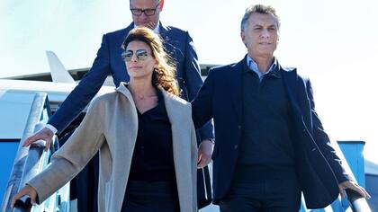 Juliana Awada, junto a Mauricio Macri en Holanda