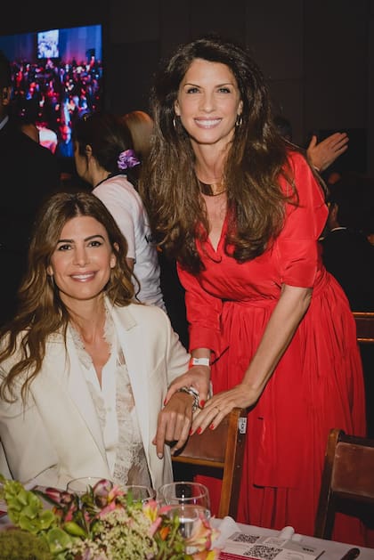 Juliana Awada y Analía Maiorana en la cena a beneficio de la Fundación Margarita Barrientos.
