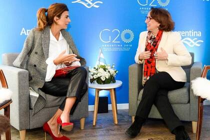 Juliana siempre se destaca por su versatilidad para distintos tipos de eventos.