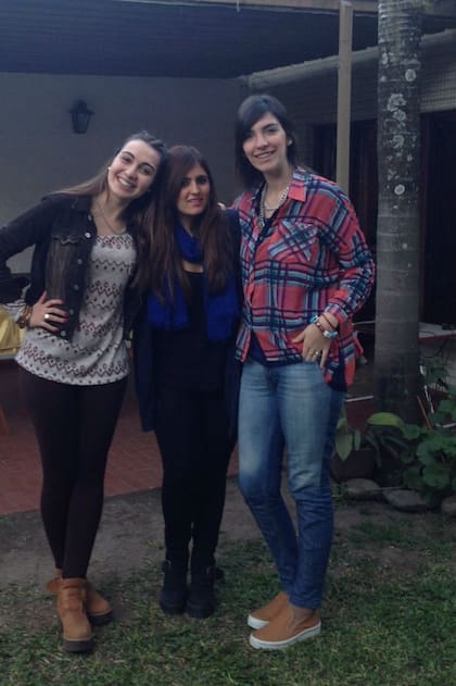 Julieta asegura que los hombres se cohíben con las chicas más altas