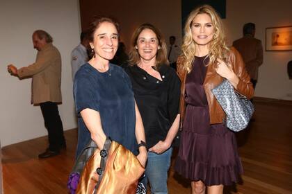 Julieta Kemble (der.), con amigas