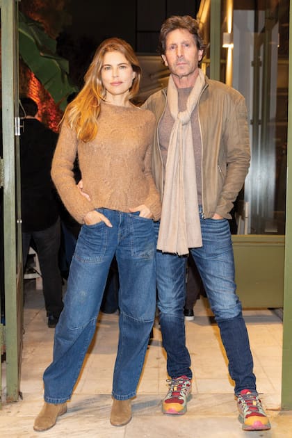 Julieta
Kemble
y Justo
Saavedra