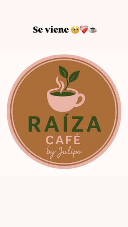Julieta Poggio mostró el logo de su cafetería