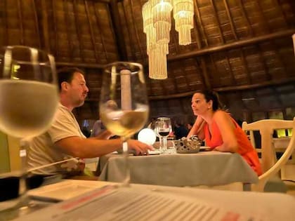 Julieta Silva y su marido en México