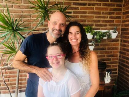 Julieta tiene síndrome de Down y tuvo que interrumpir sus terapias