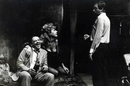 Julio de Grazia, Marta Bianchi y Luis Brandoni en la obra teatral Papi