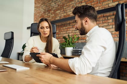 Julio es un mes clave para que las personas de Libra generen conexiones valiosas en el trabajo