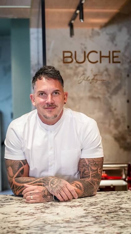 Julio Figueroa está al frente de Buche.