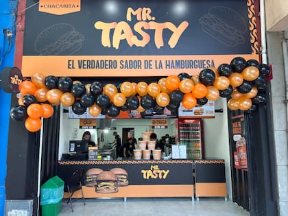 Julio Gauna creó El Desembarco, Mila and Go y Mr. Tasty.