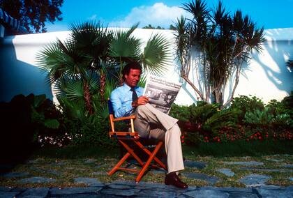 Julio Iglesias en su casa de Miami en  1980 