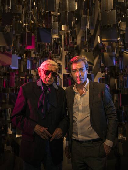 Julio Le Parc y su hijo Yamil, director artístico del homenaje
