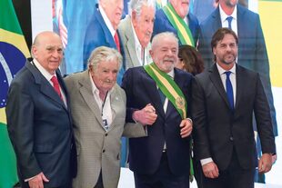 Julio María Sanguinetti. José Mujica, Luiz Inacio Lula da Silva y Luis Lacalle Pou. Foto por Sergio Lima / AFP via Getty.