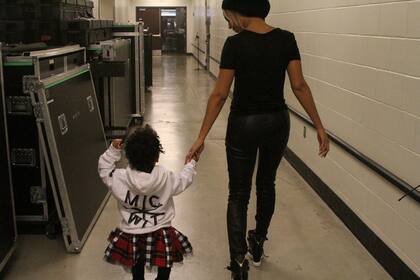 ¡Juntas a la par! Beyoncé, una madre babosa