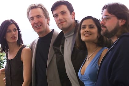 Junto a Alan Rickman, Ben Affleck, Salma Hayek y el director Kevin Smith, en la presentación de la película Dogma