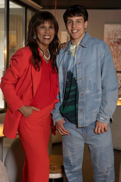 Junto a Anamá Ferreira, su descubridora, a quien conoció en un cumpleaños