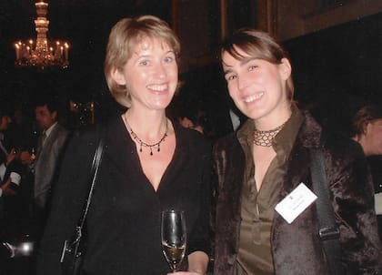 Junto a Beverley Blanning, Master of Wine y compañera de estudios de Marina