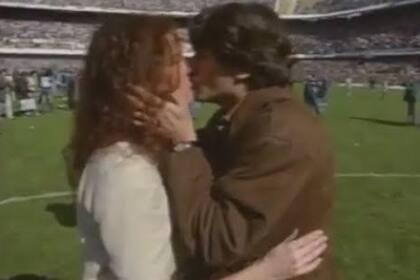 Junto a Carlos Calvo en "Amigos son los amigos", programa del que participó en la década del 90