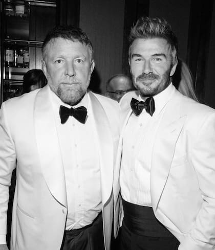 Junto a Guy Ritchie.