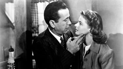 Junto a Humprey Bogart, en la legendaria Casablanca (1942)