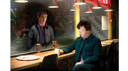 Junto a Martin Freeman en Sherlock, la serie que es suceso