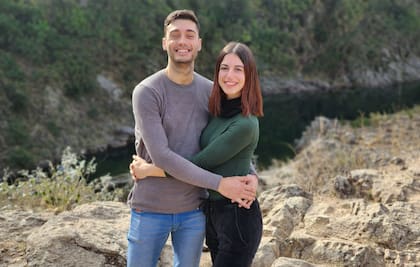 Junto a Micaela, su novio, un gran pilar en su vida.